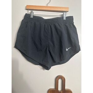 Nike black Lightweight Dri-FIT Tempo Luxe Athletic Running Shorts Size Small